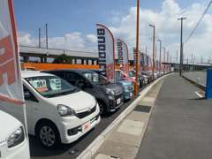 お車の下取り・買取に力を入れております。大事にされてきたお客様の愛車を最大限に評価させて頂き次のお客様に橋渡し致します。