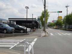 神戸の有馬街道沿い、イエローハットさんのお向かいです！中国道 西宮北ICよりすぐ！阪神高速北神戸線 五社ICより北直進3.3kmです！