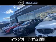 店頭には商品車がズラリ！当店で新車時からメンテナンスを実施した良質な車が自慢です。ぜひ、見て触って試乗してみてください。