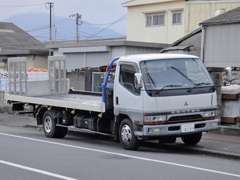 積載車もございますので急なトラブルや納車などお任せください。