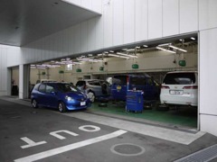 併設新車店舗に指定整備工場完備！アフターも安心です！お困りのことがございましたら当店までご相談下さい。