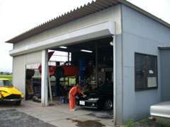 購入前/後のメンテお任せ！専門店ならではの豊富な知識と経験を生かしあなたの大事な愛車を整備します。