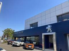 試乗車も常時ご用意いたしております。ご予約いただくとお待たせせずにご案内可能です。