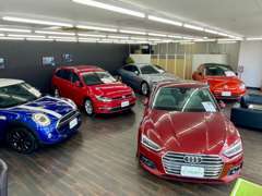 TRUSTYグループの厚木店です！全天候型ショールームも完備！