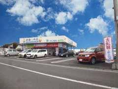 ◆益子駅（真岡鉄道）より徒歩1分♪　新車市場益子店では、スズキ車を中心に、国産全メーカーの新車をお得にご提案しています♪