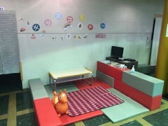 お子様も楽しめる遊び道具や塗り絵など多数ございます♪ご家族でご来店下さい♪