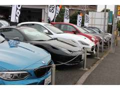 高品質な厳選車を随時入庫し、展示しております。