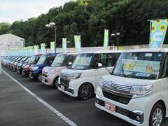 人気の軽自動車がずらり！多数展示しております！お気軽にご来店下さい♪