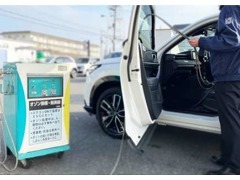 オゾン発生器を使用して車内環境を清潔にして引渡しています！