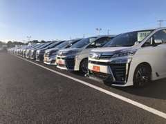 ☆500台以上の展示車をゆっくりご覧ください☆最適な一台をご提案できるよう、丁寧な対応を心がけております☆