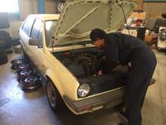 旧車のカスタム/整備もお任せ下さい★当社自慢の整備スタッフが心を込めて対応致します。