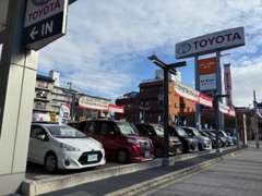 あなたにぴったりの車探します。是非ご来店下さい。