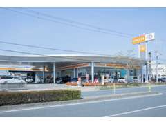 整備工場を併設しています！購入後のメンテナンスや車検・オイル交換などお気軽にご相談ください。