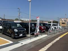 厳選のU-Carを展示中！お気軽にお声掛け下さい！