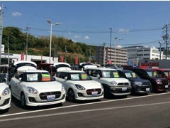 コンパクトカーから軽自動車まで、お買い得中古車を多数揃えてお待ちしております！