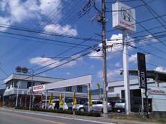 ホンダ自動車販売株式会社本社およびHonda Cars 山梨・吉田店、昭和店、甲斐店にてカーライフ全般をトータルにサポートします。