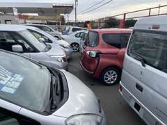 ◆少数精鋭でコストカット！お手頃な格安車両を多数取り揃えております！！◆