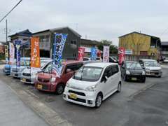 当店はお買い求めやすいお値打ちな車輌を取り揃えております！ご希望のお車が店頭になくてもお探しいたしますよ！