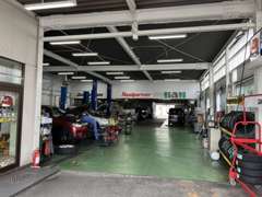 自社の近畿運輸局指定工場にて、点検・整備させて頂いてからのご納車になりますのでご安心くださいませ！