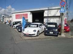 軽自動車～輸入車まで幅広く販売しております！輸入車も多く扱っておりますので、輸入車好きの方も大歓迎です！