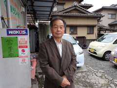 当店の店主は優しくお客様をお待ちしております(^_^)ディーラーで培った豊富な知識と経験でお客様に満足をお届けします。