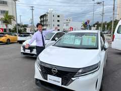 中古車担当の根路銘と申します。お車探しのお手伝いを致しますので、お気軽にお問い合わせください！