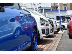 私たちが自信をもっておススメできるお車のみをこだわって展示しております！