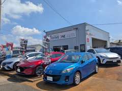 【在庫車常時約50台】軽自動車、コンパクト、ミニバン、セダン、スポーツなど、厳選の優良中古車を幅広く取り揃えております。