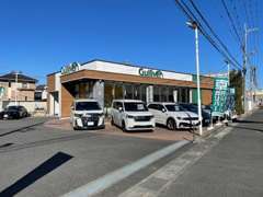国産、輸入車、取扱中！！是非、お気軽にご来店下さい♪