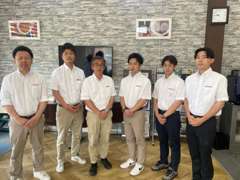 ▼当店はアフターサービスにも力を入れています。購入後もお客様のお車を私たちがサポートさせていただきます！