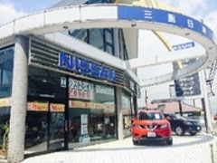 三重日産自動車（株）四日市インター店