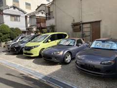 第二駐車場もございますので、ご来店の際はご連絡くださいませ。