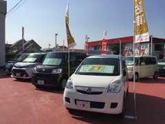 ☆展示場も広々！中古車も多く展示してありますよ♪