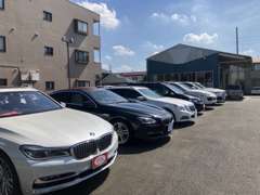 厳選した高品質・リーズナブル車を揃えてお待ちしております。