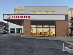 当店をご覧いただき誠にありがとうございます☆彡お探しのお車以外にもたくさんの展示車があります。ゆっくりお選びください！