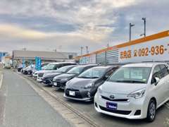 お買い得な中古車を展示しております。ご希望のお車がありましたらメール、お電話にてご連絡ください。