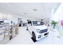 新車の取扱いもございますので、比較したご提案も可能です！新車か中古車かお悩みの方も、どうぞお気軽にご来店ください。