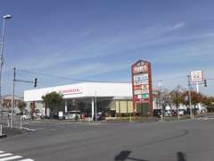 Honda認定中古車取扱店☆国道49号線横雲バイパス沿いスーパーセンターPLANT-5横越店に隣接しております。アクセスも分かりすい★