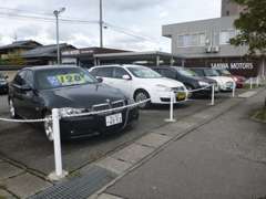 輸入車コーナー！憧れの1台がきっと見つかります！