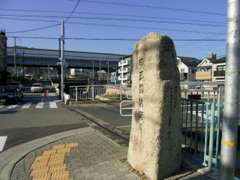 ★電車をご利用の場合阪神電車をご利用いただき、大石で下車いただき南へ徒歩5分となります。