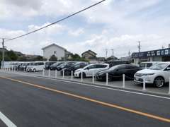 人気の軽自動車を豊富に取り揃えております！在庫にないお車も注文販売にて承っておりますのでご相談下さいませ！