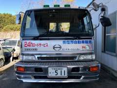 4輪アライメントテスター完備で、ローダウン・インチUPもOKです。レッカーサービスもありますのでトラブルはお任せ下さい！