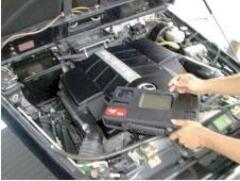 各メーカー対応の故障診断テスターを導入しております。