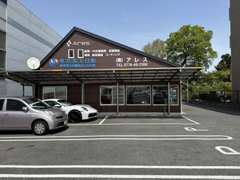 BMW正規ディーラー車専門店アレスは京都府最大級のBMW専門店です！！