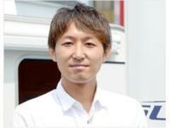 キャンピングカー専門店　ルートシックス代表の内田と申します。