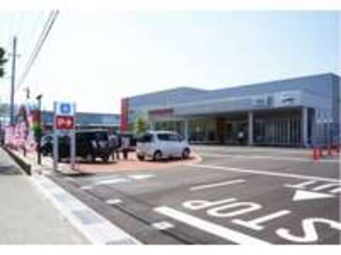 新潟日産自動車 長岡新産店