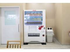 お待ち合いの際は是非フリードリンクをご利用ください。