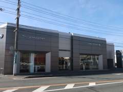 浜松市中央区東若林町（国道25号線沿い）にあるジャガー・ランドローバー正規販売店。認定中古車多数展示！
