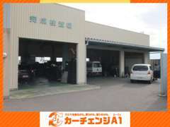 提携整備工場にてお客様のお車をサポートさせていただきます！