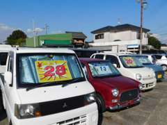 軽自動車～普通車まで幅広く展示しております！平川動物園近くにございます！お気軽にご来店ください☆